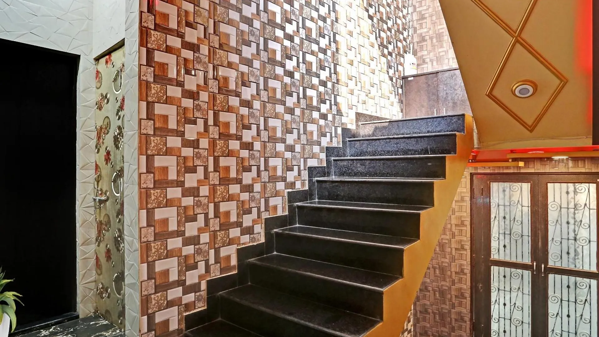 Flagship Sawariya Guest House Benares